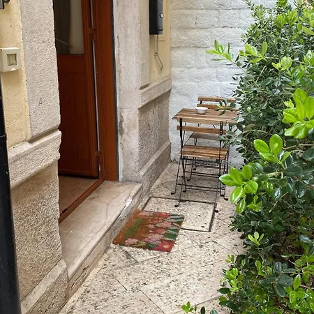 Dei Meravigli バーリ